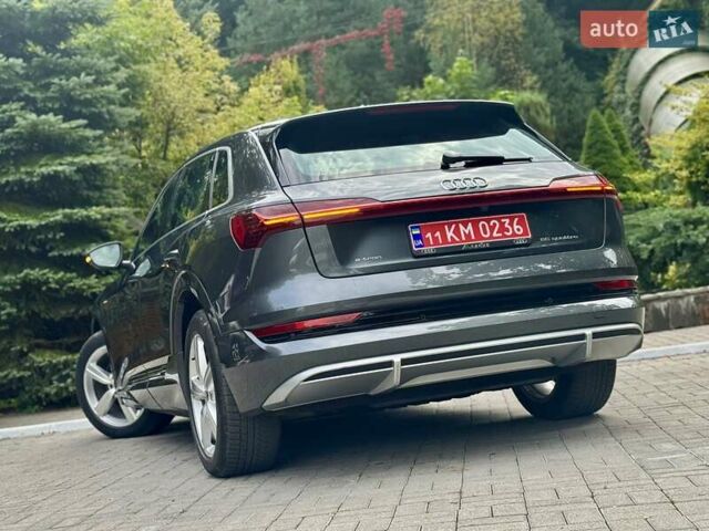 Сірий Ауді E-Tron, об'ємом двигуна 0 л та пробігом 148 тис. км за 27500 $, фото 82 на Automoto.ua