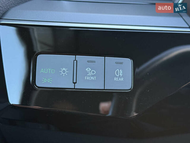 Серый Ауди E-Tron, объемом двигателя 0 л и пробегом 125 тыс. км за 26900 $, фото 49 на Automoto.ua