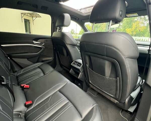 Серый Ауди E-Tron, объемом двигателя 0 л и пробегом 125 тыс. км за 34999 $, фото 40 на Automoto.ua