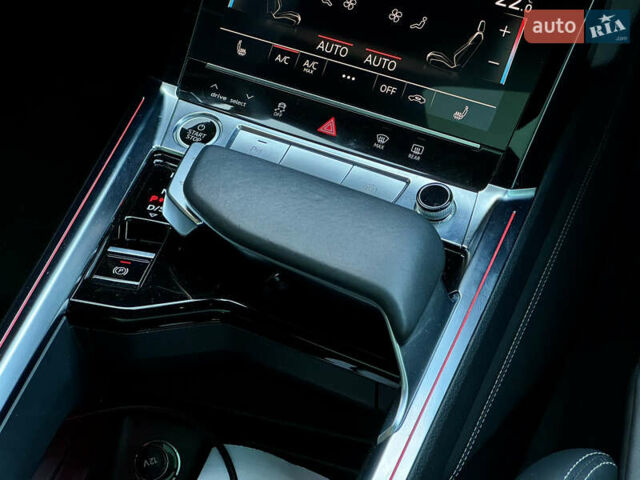 Сірий Ауді E-Tron, об'ємом двигуна 0 л та пробігом 47 тис. км за 45000 $, фото 39 на Automoto.ua