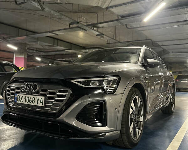 Серый Ауди E-Tron, объемом двигателя 0 л и пробегом 50 тыс. км за 36000 $, фото 34 на Automoto.ua