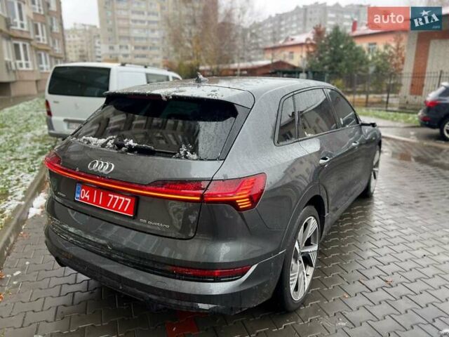 Серый Ауди E-Tron, объемом двигателя 0 л и пробегом 125 тыс. км за 34999 $, фото 12 на Automoto.ua