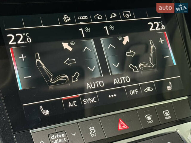 Серый Ауди E-Tron, объемом двигателя 0 л и пробегом 44 тыс. км за 33000 $, фото 19 на Automoto.ua