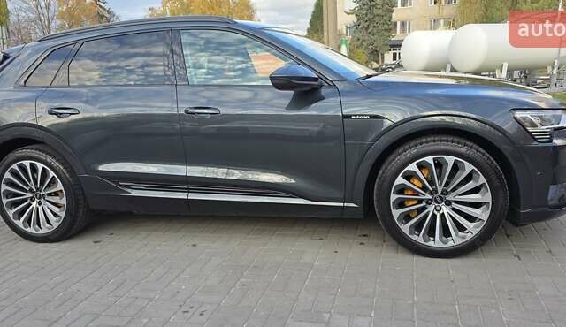 Сірий Ауді E-Tron, об'ємом двигуна 0 л та пробігом 110 тис. км за 29999 $, фото 10 на Automoto.ua