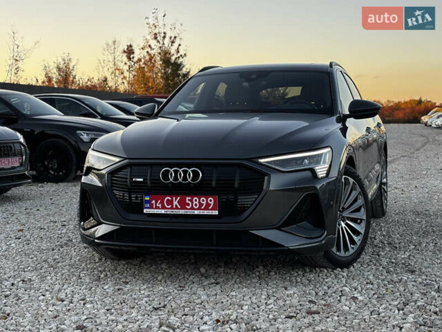 Серый Ауди E-Tron, объемом двигателя 0 л и пробегом 70 тыс. км за 42850 $, фото 10 на Automoto.ua