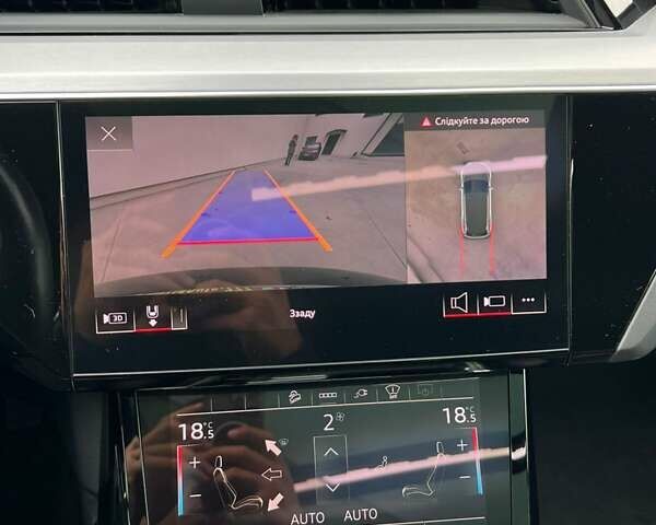 Серый Ауди E-Tron, объемом двигателя 0 л и пробегом 125 тыс. км за 34999 $, фото 74 на Automoto.ua