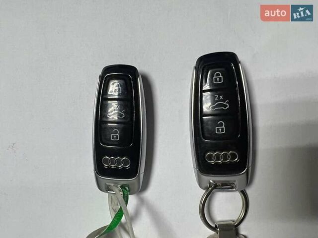 Серый Ауди E-Tron, объемом двигателя 0 л и пробегом 125 тыс. км за 34999 $, фото 18 на Automoto.ua