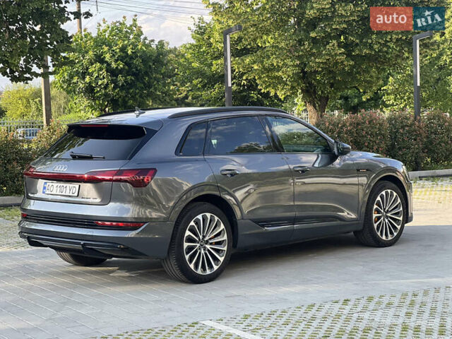 Сірий Ауді E-Tron, об'ємом двигуна 0 л та пробігом 64 тис. км за 33500 $, фото 11 на Automoto.ua