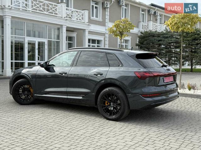 Серый Ауди E-Tron, объемом двигателя 0 л и пробегом 40 тыс. км за 34999 $, фото 5 на Automoto.ua