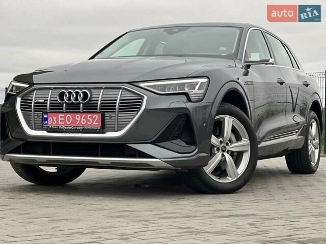 Серый Ауди E-Tron, объемом двигателя 0 л и пробегом 56 тыс. км за 34200 $, фото 3 на Automoto.ua