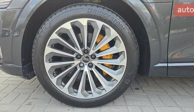 Сірий Ауді E-Tron, об'ємом двигуна 0 л та пробігом 110 тис. км за 29999 $, фото 29 на Automoto.ua