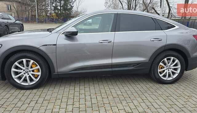 Сірий Ауді E-Tron, об'ємом двигуна 0 л та пробігом 140 тис. км за 28800 $, фото 57 на Automoto.ua