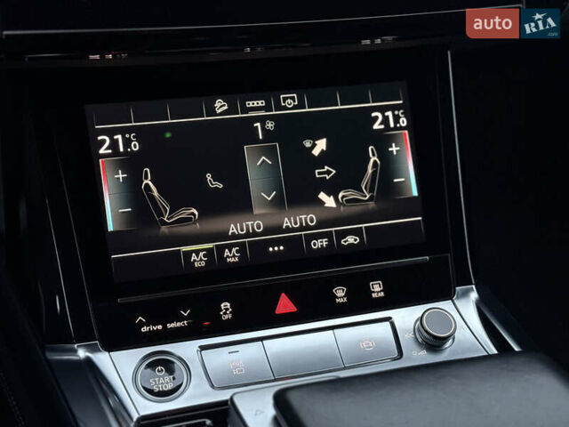 Серый Ауди E-Tron, объемом двигателя 0 л и пробегом 28 тыс. км за 34900 $, фото 56 на Automoto.ua