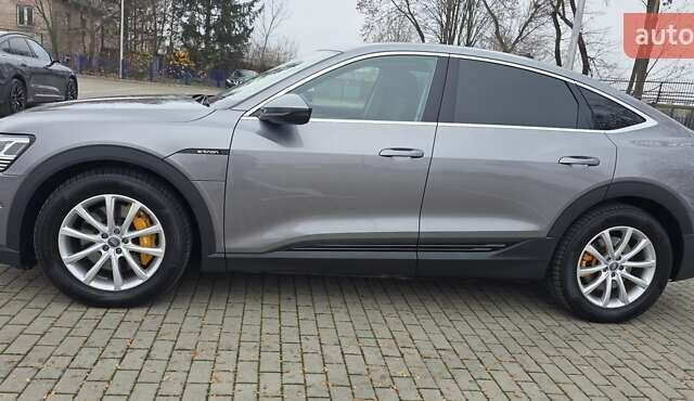 Сірий Ауді E-Tron, об'ємом двигуна 0 л та пробігом 140 тис. км за 28800 $, фото 19 на Automoto.ua
