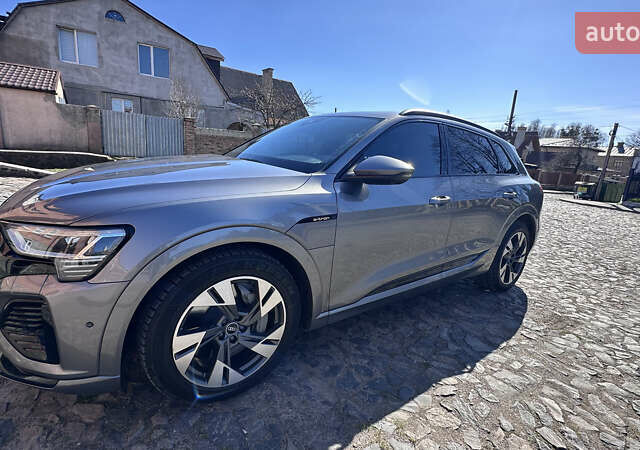 Серый Ауди E-Tron, объемом двигателя 0 л и пробегом 50 тыс. км за 36000 $, фото 12 на Automoto.ua