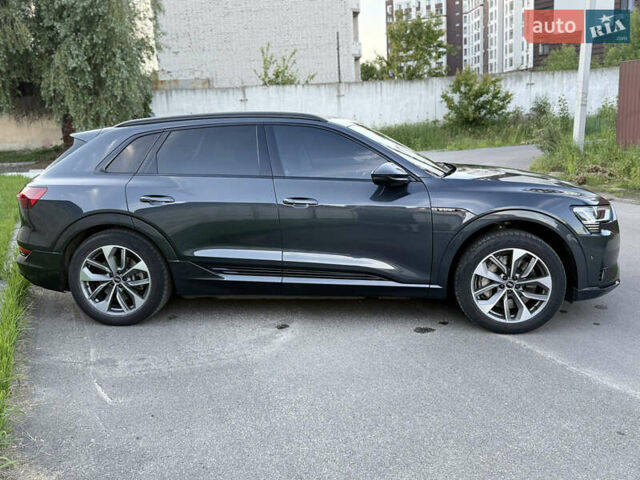 Серый Ауди E-Tron, объемом двигателя 0 л и пробегом 59 тыс. км за 39900 $, фото 18 на Automoto.ua