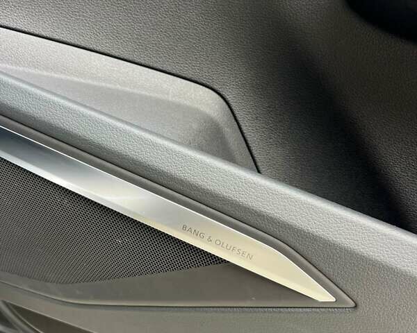 Серый Ауди E-Tron, объемом двигателя 0 л и пробегом 125 тыс. км за 34999 $, фото 50 на Automoto.ua