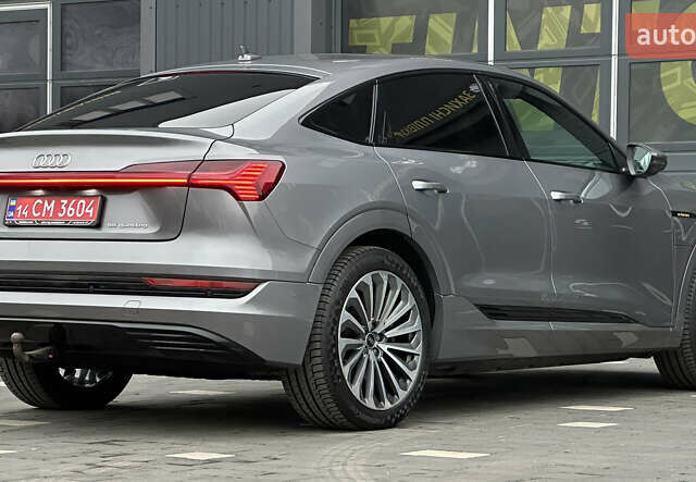 Серый Ауди E-Tron, объемом двигателя 0 л и пробегом 129 тыс. км за 33950 $, фото 10 на Automoto.ua