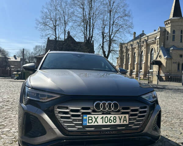 Серый Ауди E-Tron, объемом двигателя 0 л и пробегом 50 тыс. км за 36000 $, фото 3 на Automoto.ua