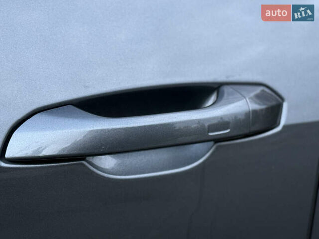 Серый Ауди E-Tron, объемом двигателя 0 л и пробегом 28 тыс. км за 34900 $, фото 13 на Automoto.ua