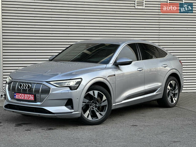 Сірий Ауді E-Tron, об'ємом двигуна 0 л та пробігом 45 тис. км за 33999 $, фото 3 на Automoto.ua