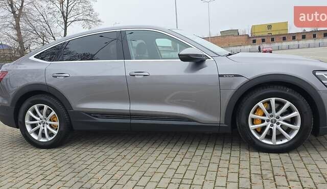 Сірий Ауді E-Tron, об'ємом двигуна 0 л та пробігом 140 тис. км за 28800 $, фото 8 на Automoto.ua