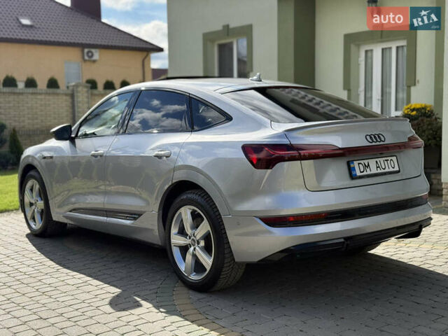 Серый Ауди E-Tron, объемом двигателя 0 л и пробегом 130 тыс. км за 37000 $, фото 7 на Automoto.ua