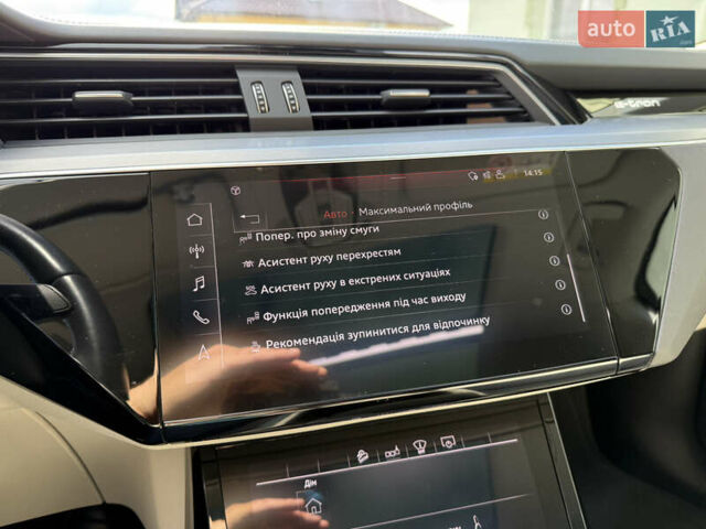 Серый Ауди E-Tron, объемом двигателя 0 л и пробегом 130 тыс. км за 37000 $, фото 82 на Automoto.ua