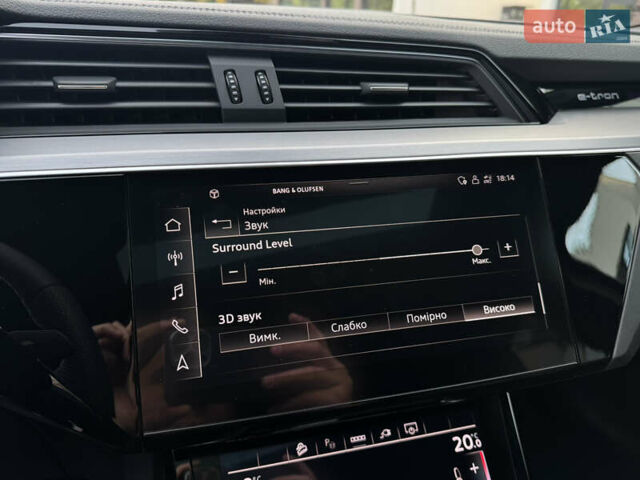 Серый Ауди E-Tron, объемом двигателя 0 л и пробегом 119 тыс. км за 41500 $, фото 55 на Automoto.ua