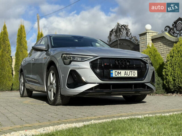 Серый Ауди E-Tron, объемом двигателя 0 л и пробегом 130 тыс. км за 37000 $, фото 25 на Automoto.ua