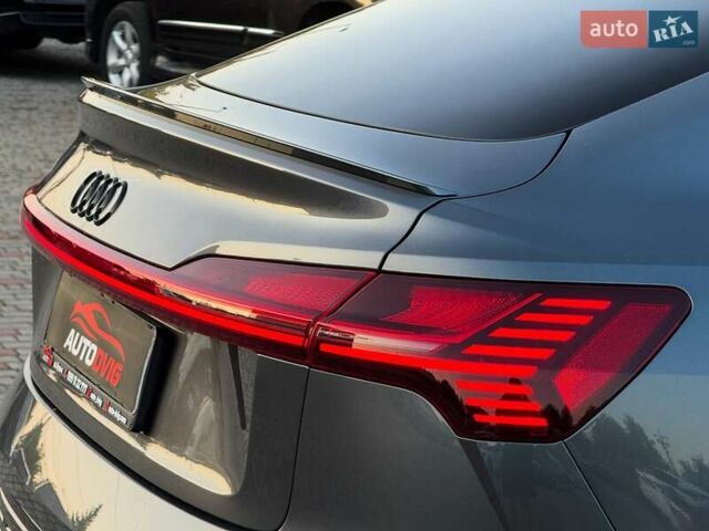 Серый Ауди E-Tron, объемом двигателя 0 л и пробегом 56 тыс. км за 46999 $, фото 32 на Automoto.ua