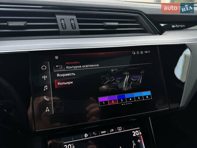Серый Ауди E-Tron, объемом двигателя 0 л и пробегом 119 тыс. км за 41500 $, фото 48 на Automoto.ua