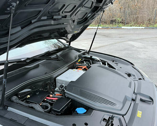 Серый Ауди E-Tron, объемом двигателя 0 л и пробегом 197 тыс. км за 23900 $, фото 46 на Automoto.ua