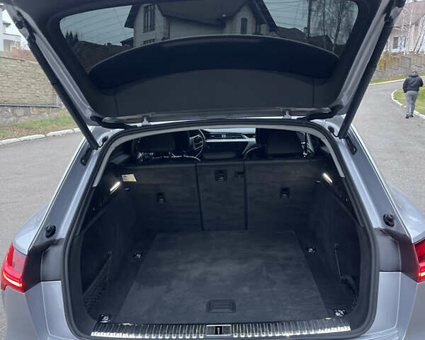 Серый Ауди E-Tron, объемом двигателя 0 л и пробегом 74 тыс. км за 37500 $, фото 9 на Automoto.ua