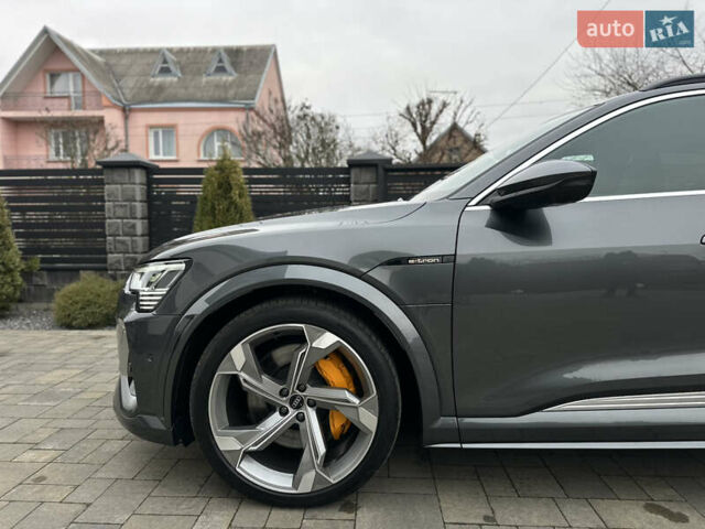 Сірий Ауді E-Tron, об'ємом двигуна 0 л та пробігом 22 тис. км за 49999 $, фото 12 на Automoto.ua