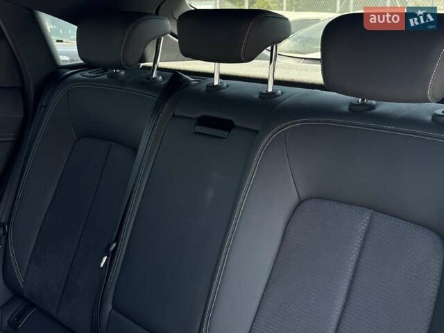 Серый Ауди E-Tron, объемом двигателя 0 л и пробегом 70 тыс. км за 39650 $, фото 27 на Automoto.ua