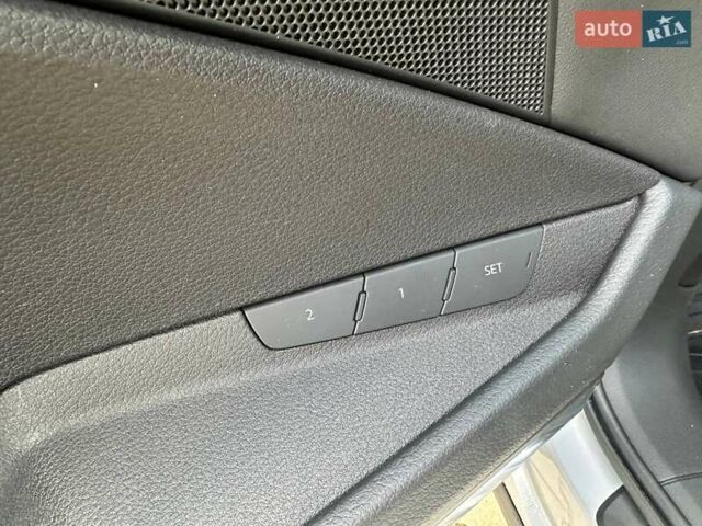 Сірий Ауді E-Tron, об'ємом двигуна 0 л та пробігом 27 тис. км за 53990 $, фото 11 на Automoto.ua