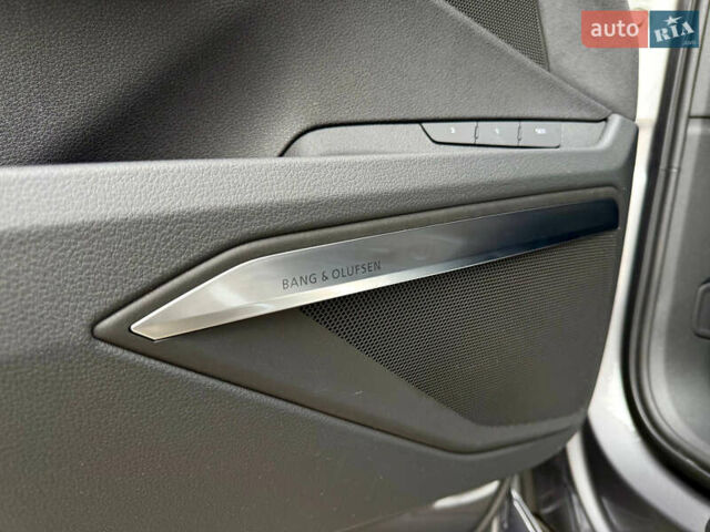 Серый Ауди E-Tron, объемом двигателя 0 л и пробегом 31 тыс. км за 46500 $, фото 69 на Automoto.ua