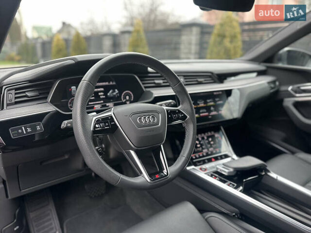 Сірий Ауді E-Tron, об'ємом двигуна 0 л та пробігом 48 тис. км за 49999 $, фото 54 на Automoto.ua