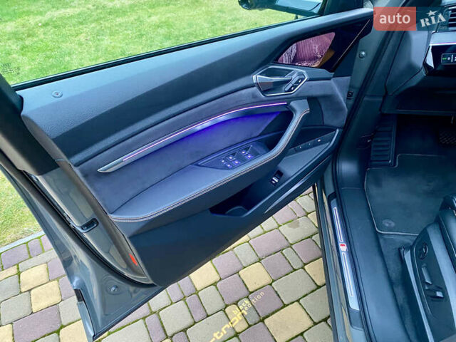Сірий Ауді E-Tron, об'ємом двигуна 0 л та пробігом 43 тис. км за 45500 $, фото 46 на Automoto.ua