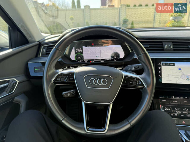 Серый Ауди E-Tron, объемом двигателя 0 л и пробегом 90 тыс. км за 33000 $, фото 47 на Automoto.ua