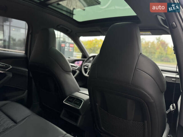 Серый Ауди E-Tron, объемом двигателя 0 л и пробегом 59 тыс. км за 44999 $, фото 34 на Automoto.ua