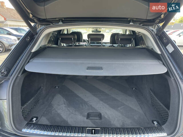 Серый Ауди E-Tron, объемом двигателя 0 л и пробегом 32 тыс. км за 42131 $, фото 32 на Automoto.ua