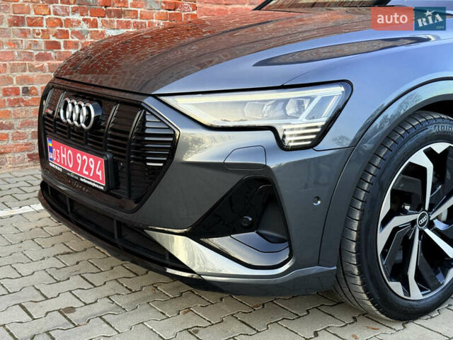 Серый Ауди E-Tron, объемом двигателя 0 л и пробегом 84 тыс. км за 39999 $, фото 16 на Automoto.ua