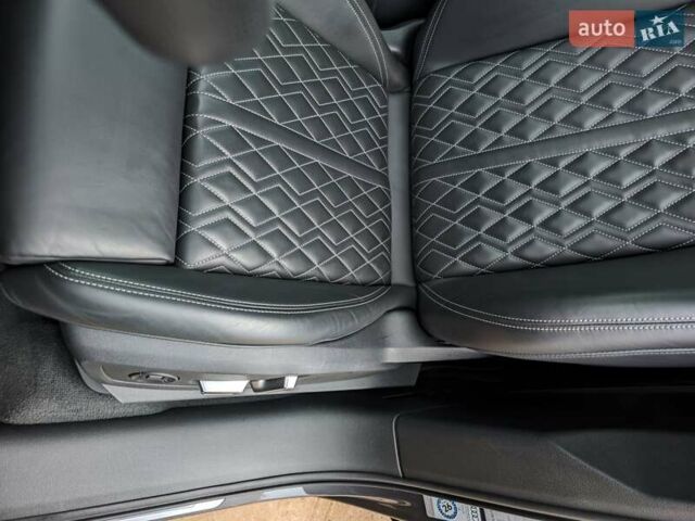 Сірий Ауді E-Tron, об'ємом двигуна 0 л та пробігом 100 тис. км за 41888 $, фото 31 на Automoto.ua