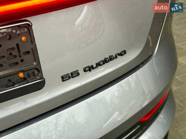 Серый Ауди E-Tron, объемом двигателя 0 л и пробегом 39 тыс. км за 44500 $, фото 15 на Automoto.ua