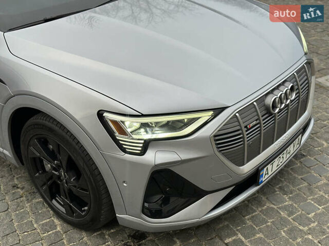 Сірий Ауді E-Tron, об'ємом двигуна 0 л та пробігом 80 тис. км за 39900 $, фото 28 на Automoto.ua