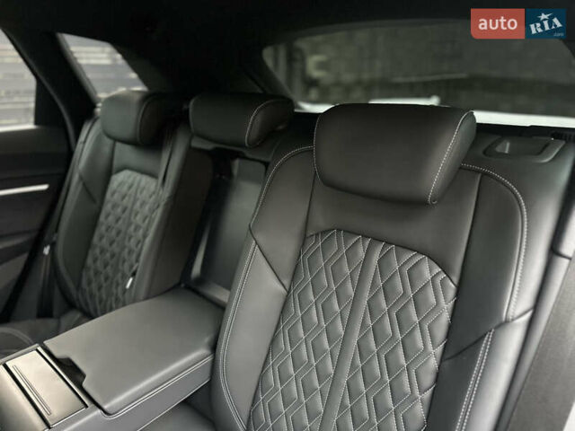 Сірий Ауді E-Tron, об'ємом двигуна 0 л та пробігом 22 тис. км за 49999 $, фото 79 на Automoto.ua