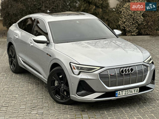 Сірий Ауді E-Tron, об'ємом двигуна 0 л та пробігом 80 тис. км за 39900 $, фото 1 на Automoto.ua