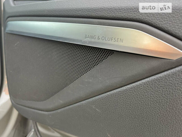 Серый Ауди E-Tron, объемом двигателя 0 л и пробегом 58 тыс. км за 44950 $, фото 21 на Automoto.ua